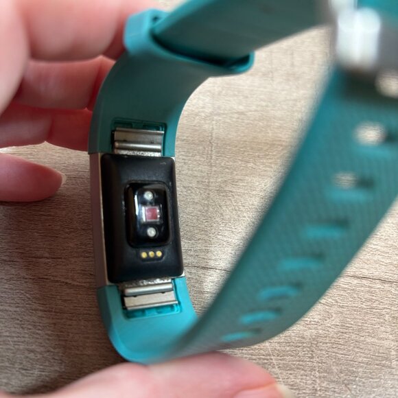 Fitbit Charge 2 Fitness Watch With Extra Band - Picture 5 of 8